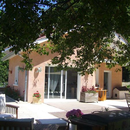 Le Jardin Ombrage Bed & Breakfast Saint-Paul-d'Izeaux Luaran gambar